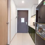 Refined Saigon - Rivergate Aparment - Free Pool, Free Internet Sim For 3 Nights, Free Pick Up For 5 Nights