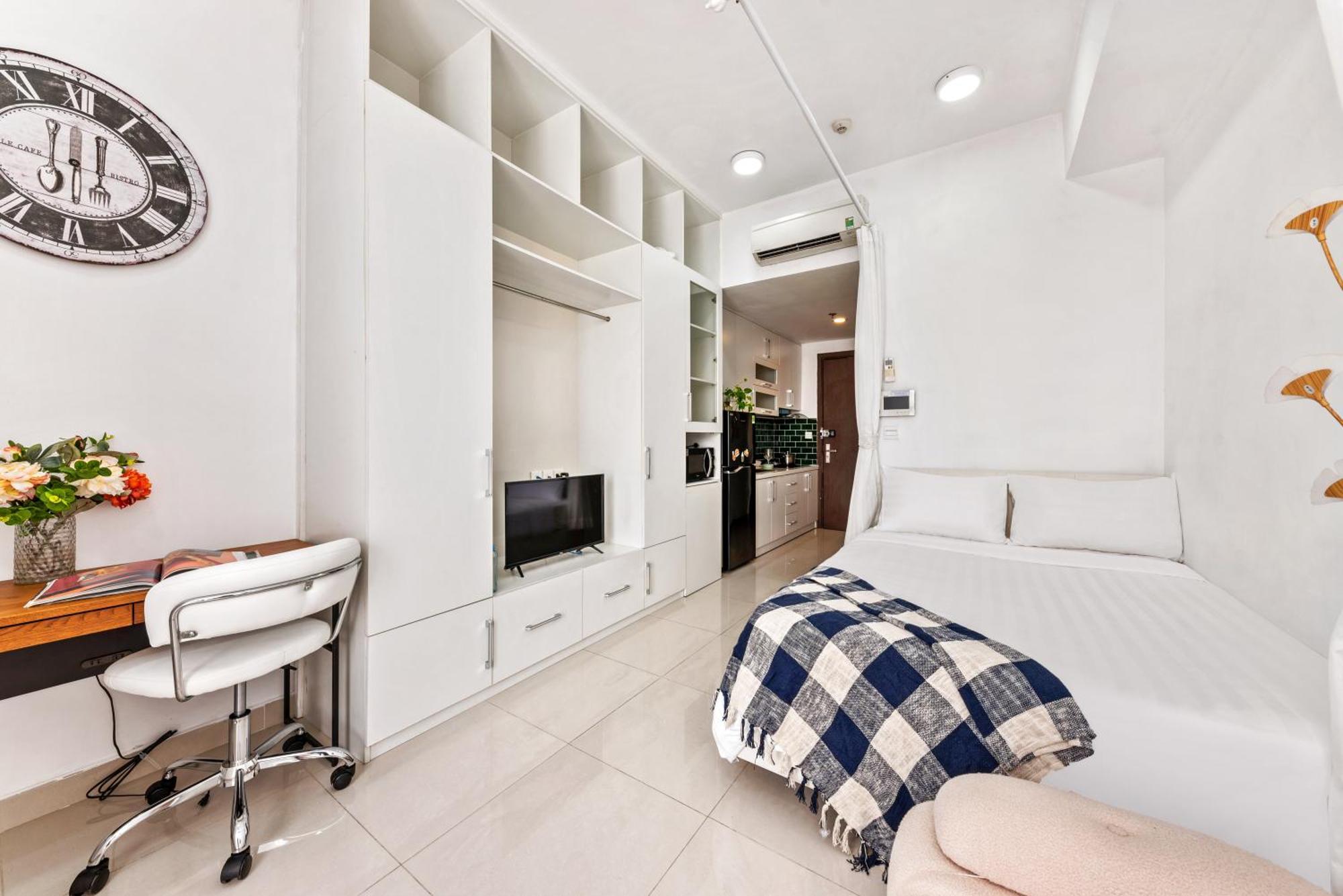 Refined Saigon - Rivergate Aparment - Free Pool, Free Internet Sim For 3 Nights, Free Pick Up For 5 Nights * Ho Chi Minh City