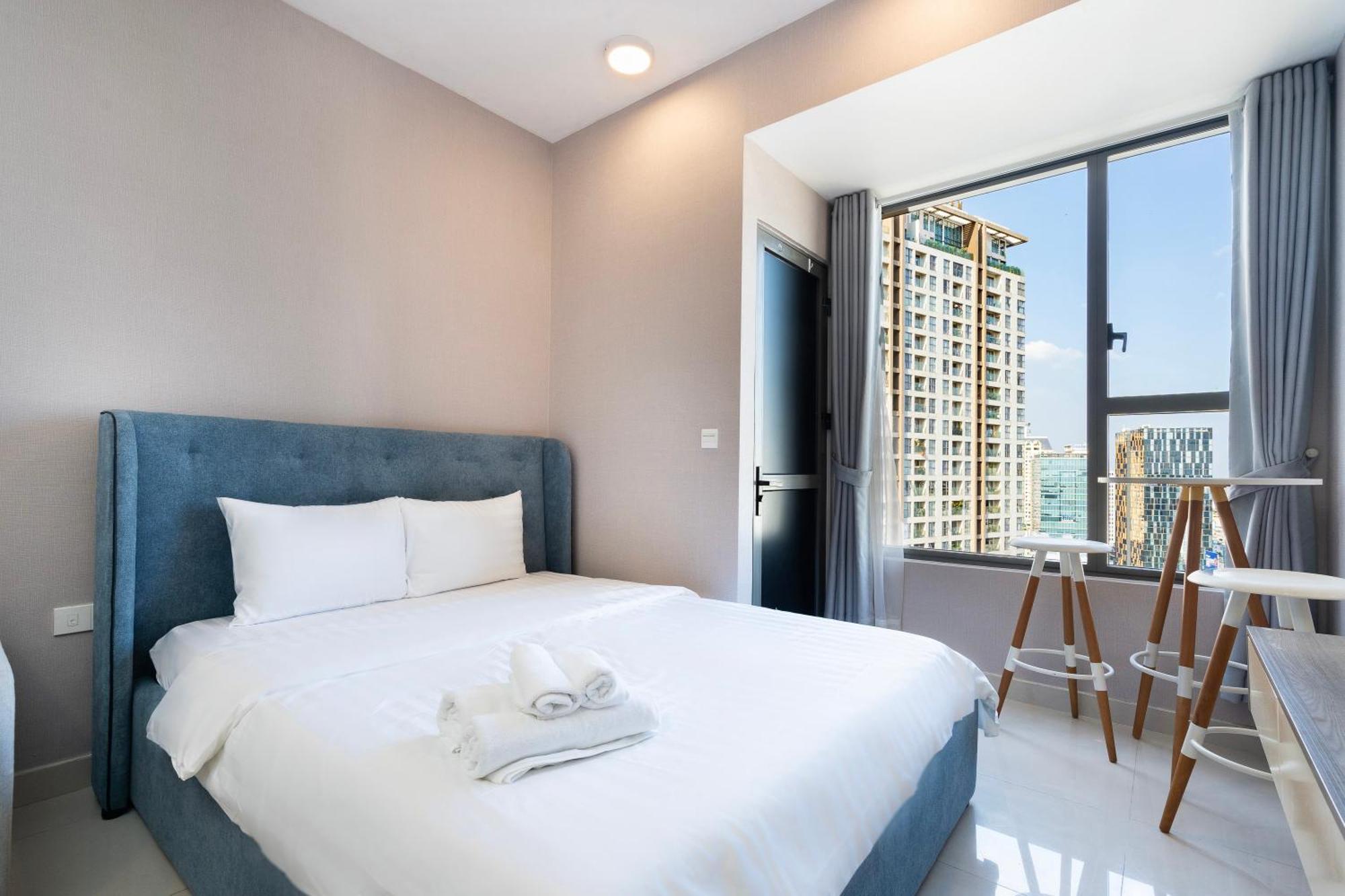 Apartment Refined Saigon - Rivergate Aparment - Free Pool, Free Internet Sim For 3 Nights, Free Pick Up For 5 Nights Ho Chi Minh City